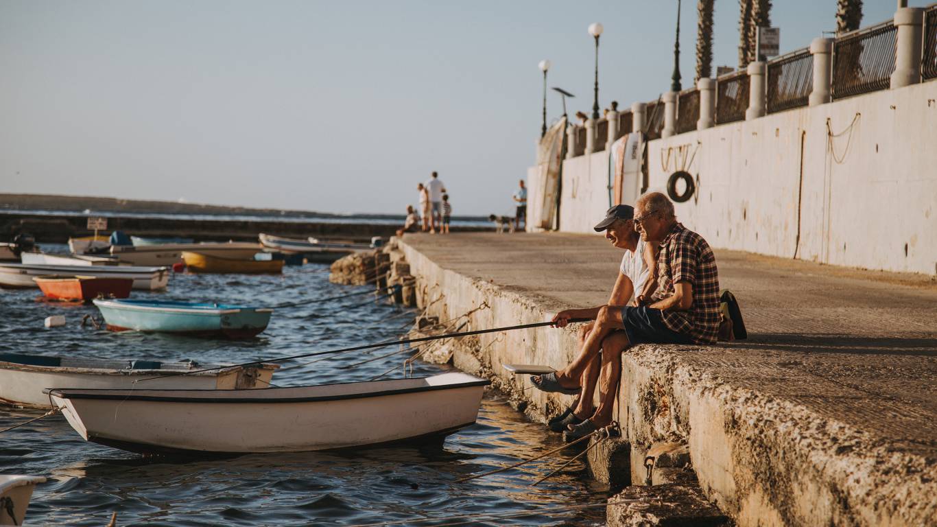 residence-zodiacus-bari-fishing