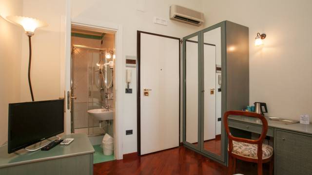Residence-Zodiacus-Bari-comfort-Room-3